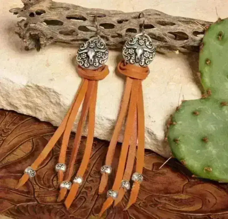 TierraCast Longhorn Steer Buttons, 2 Pcs. 3 Finishes - Image 5