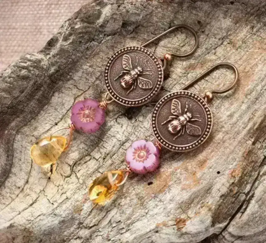 TierraCast Bee Buttons, 15mm, 3 Finishes - Image 5