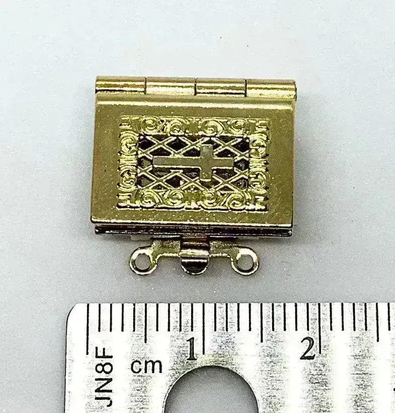 Claspgarten Cross Keeper Locket, 3-Strand Box Clasp in 2 Finishes - Image 3