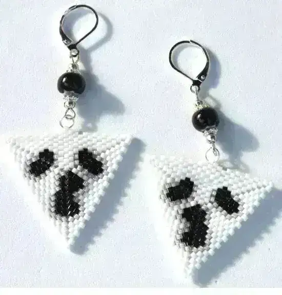 Halloween Triangles Earring Kit - Image 4